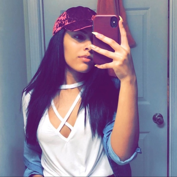 SOLD OUT🛑🆕LAST ONE‼️CRUSHED VELVET CAP - Picture 7 of 8